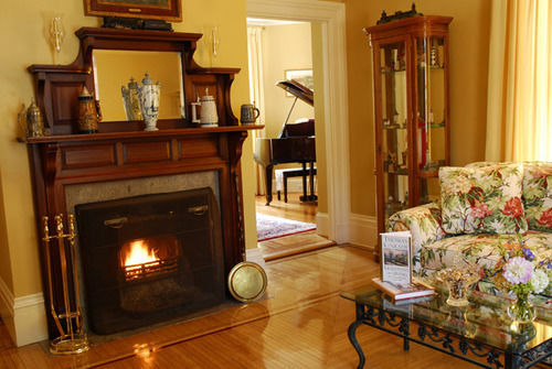 The Spring Seasons Inn Newport Bagian luar foto